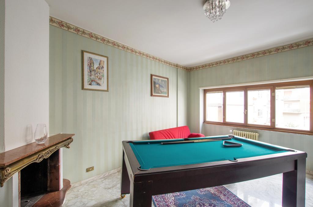 Luxury Macrobio Flat Apartment Rome Bagian luar foto