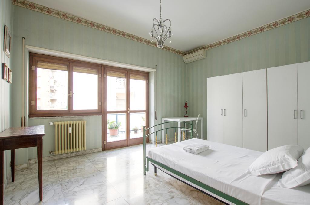Luxury Macrobio Flat Apartment Rome Bagian luar foto